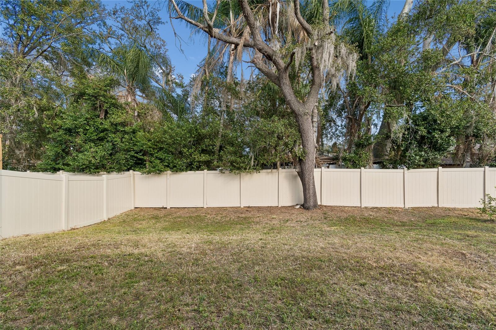 Image 35 of 42 For 5221 Hillside Meadow Place