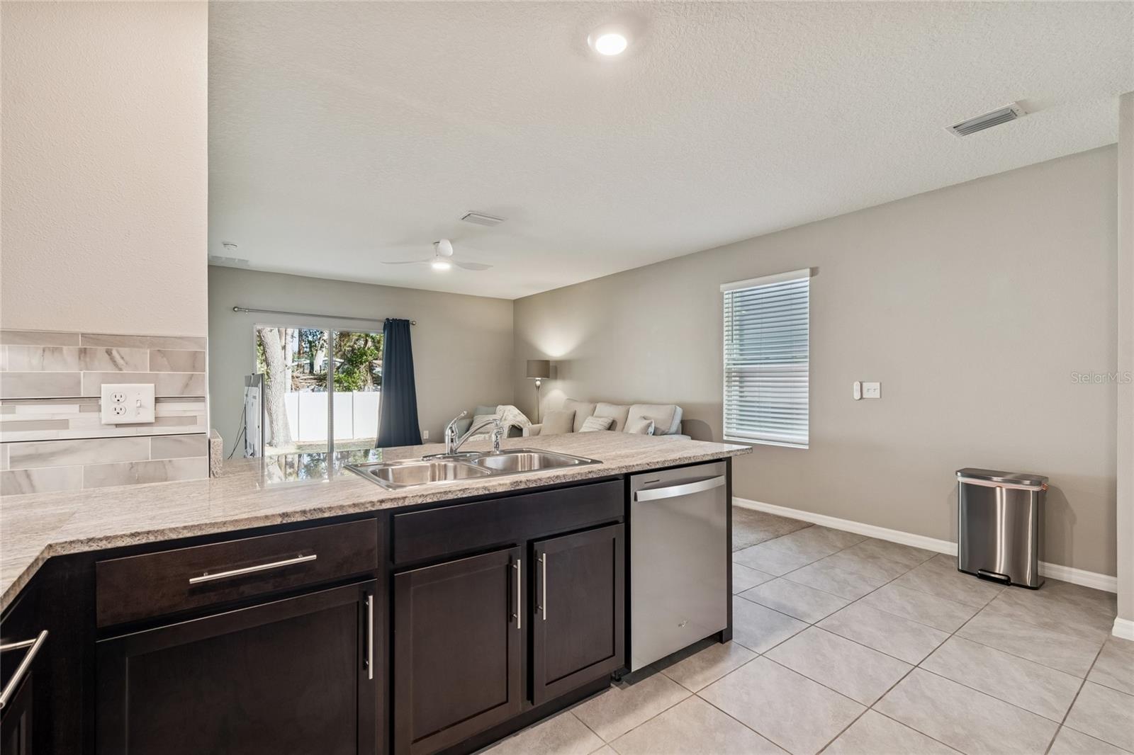 Image 9 of 42 For 5221 Hillside Meadow Place