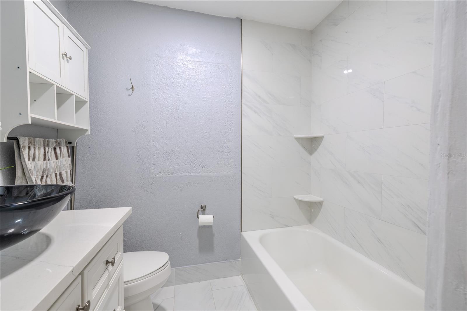 Image 18 of 26 For 4210 Sandalwood Circle S