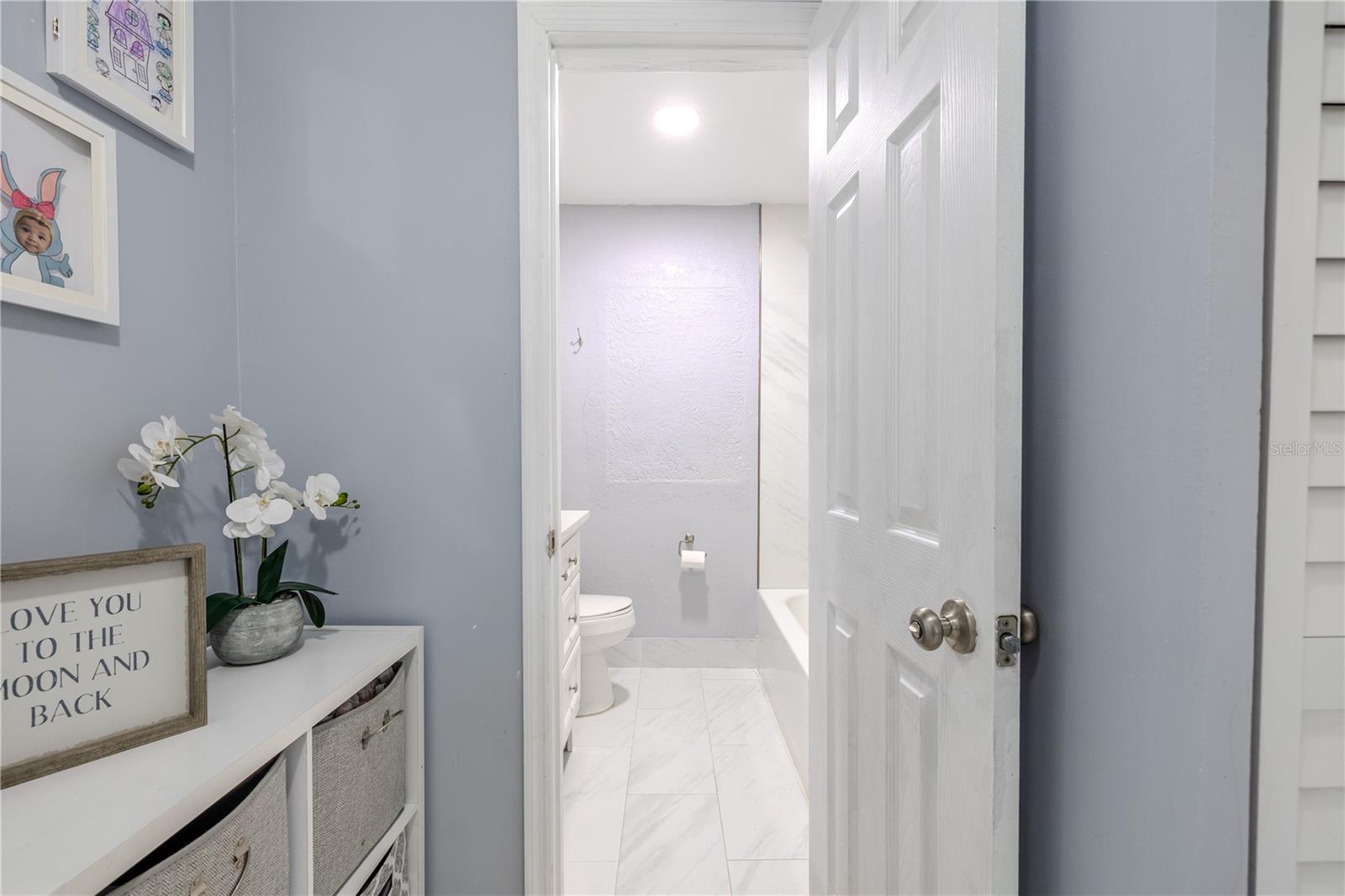 Image 20 of 26 For 4210 Sandalwood Circle S