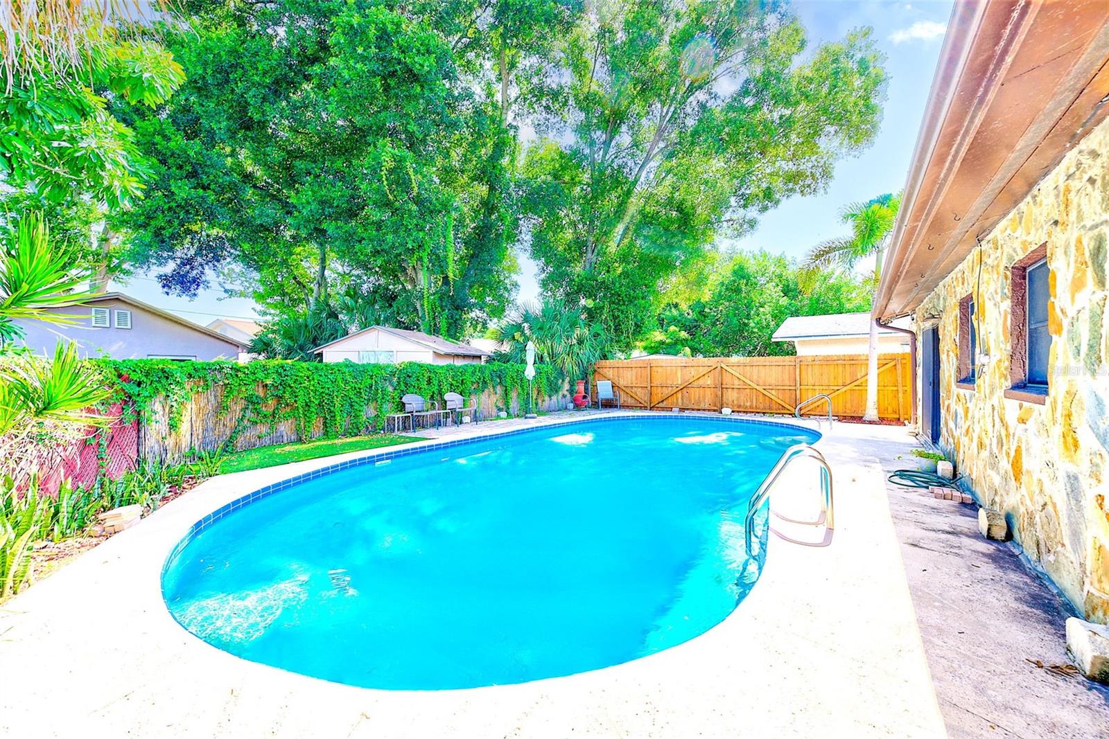 Image 17 of 22 For 3471 14th Avenue N