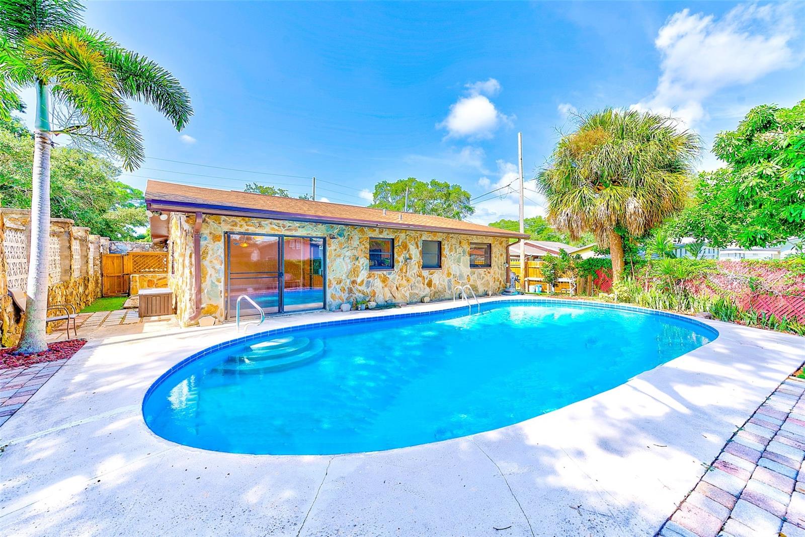 Image 19 of 22 For 3471 14th Avenue N