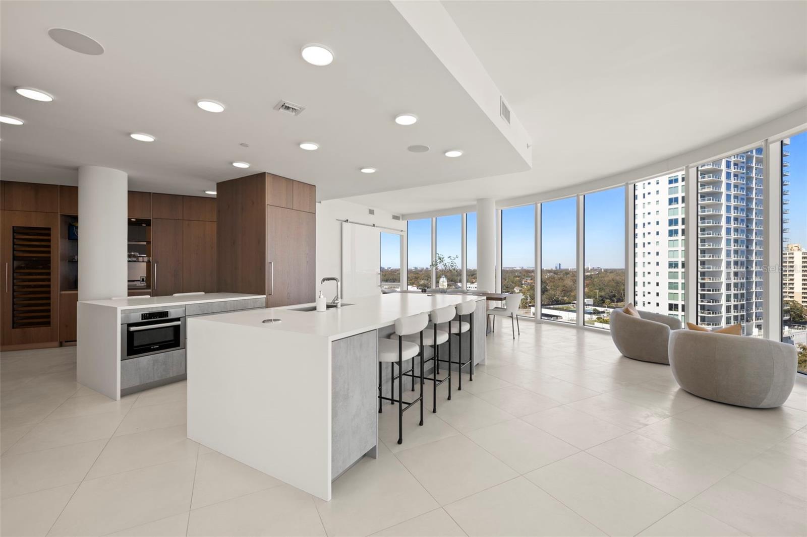 Image 16 of 82 For 2900 Bay To Bay Boulevard 1103