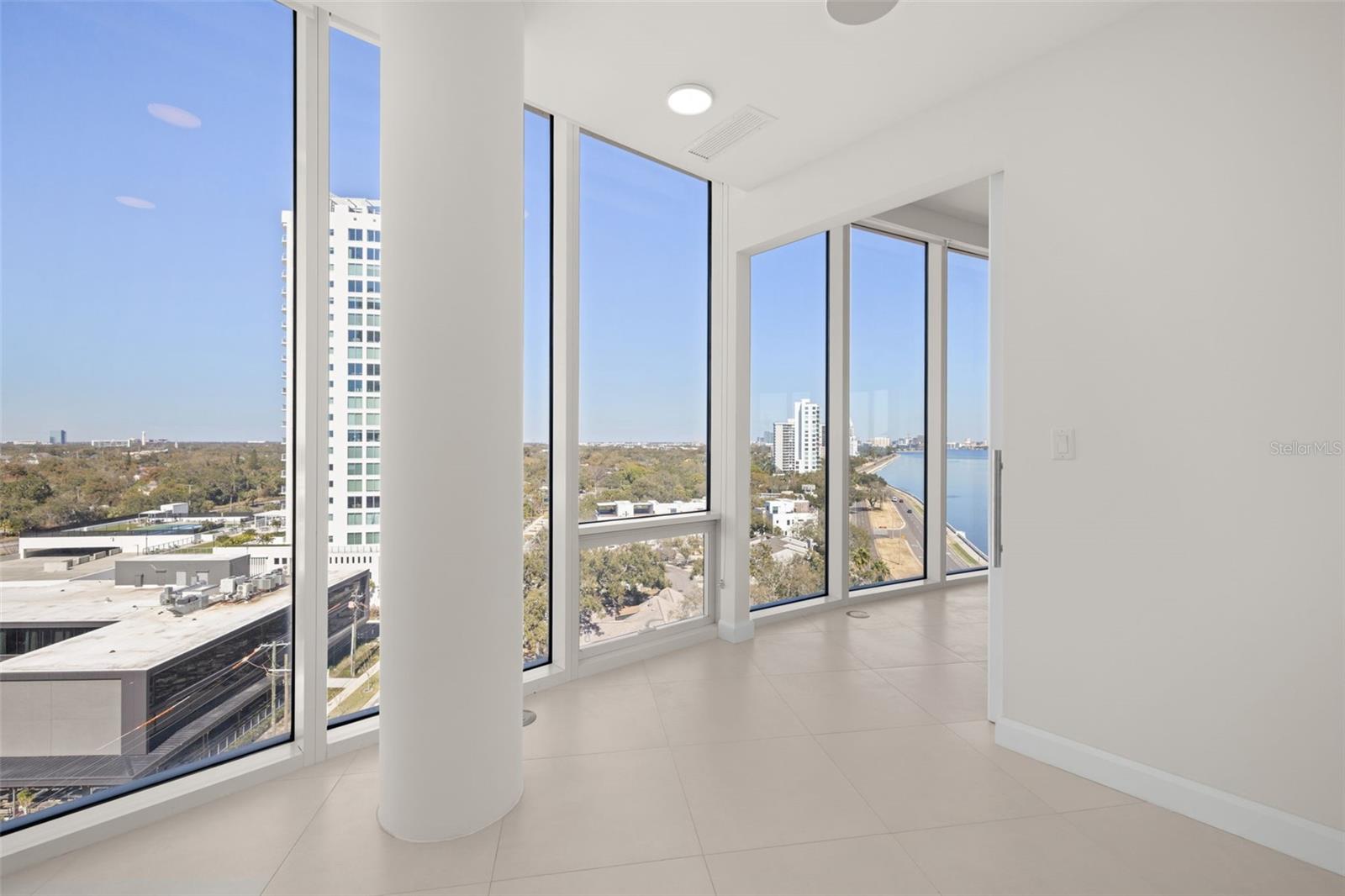 Image 30 of 82 For 2900 Bay To Bay Boulevard 1103