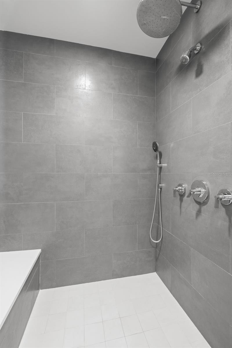 Image 40 of 82 For 2900 Bay To Bay Boulevard 1103