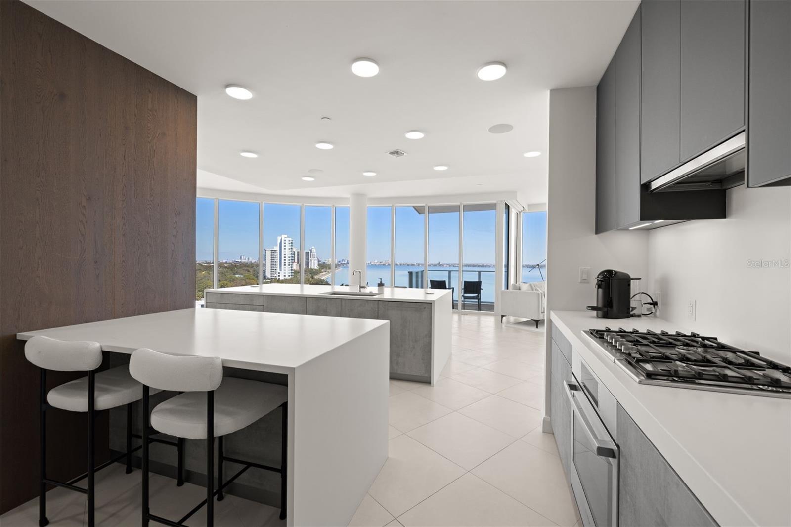 Image 5 of 82 For 2900 Bay To Bay Boulevard 1103