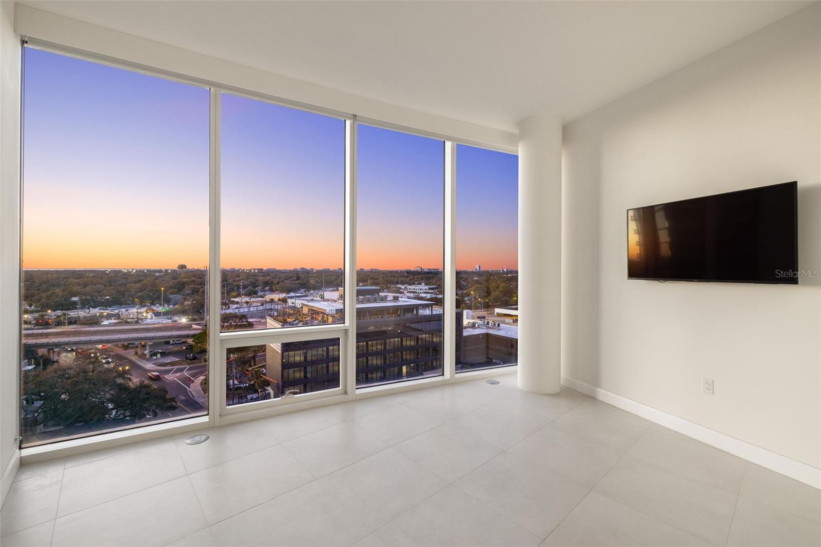 Image 50 of 82 For 2900 Bay To Bay Boulevard 1103