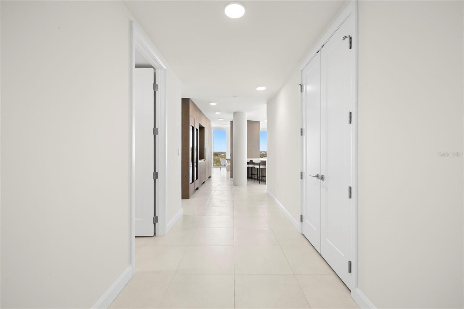 Image 56 of 82 For 2900 Bay To Bay Boulevard 1103