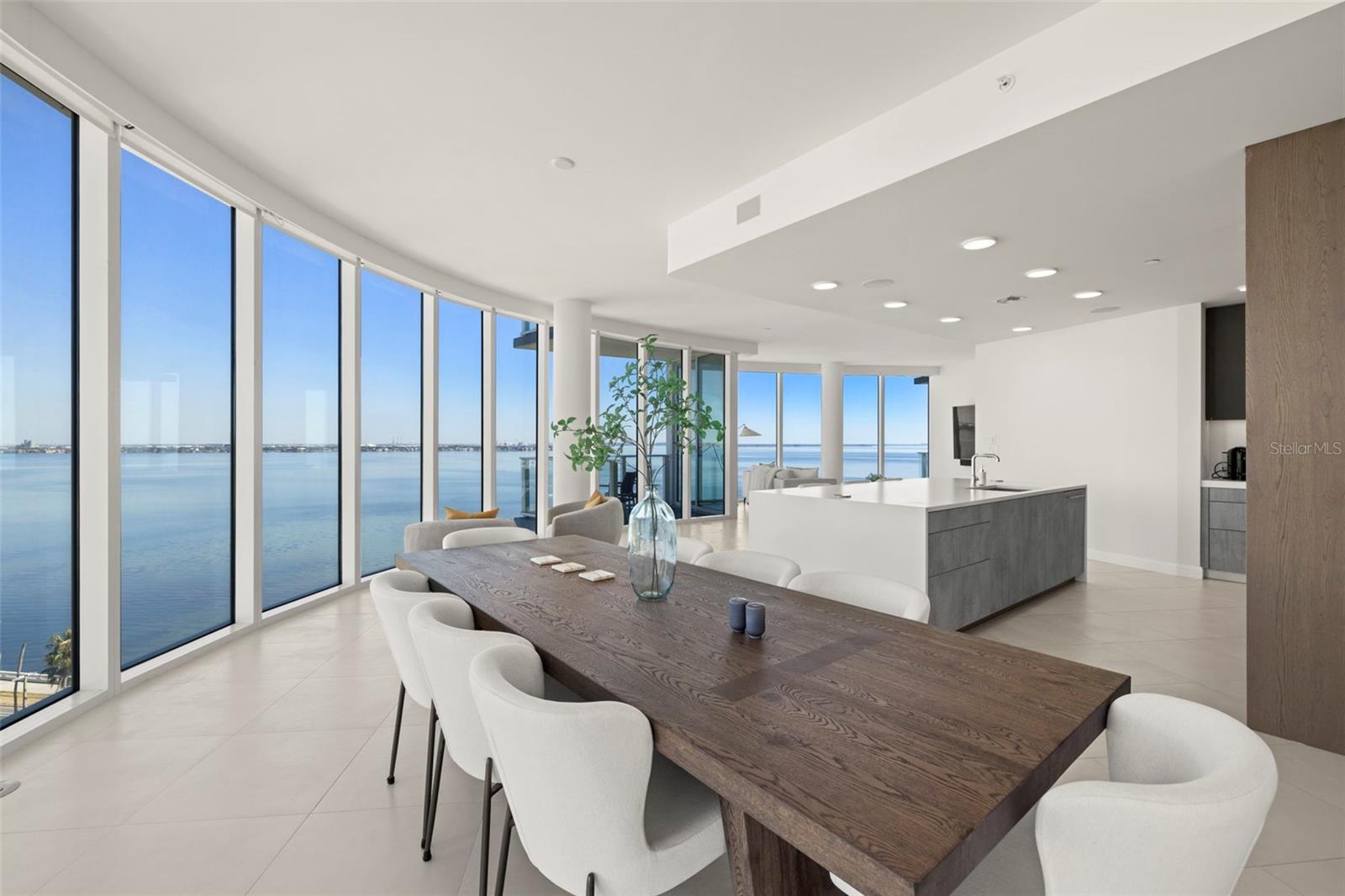 Image 9 of 82 For 2900 Bay To Bay Boulevard 1103