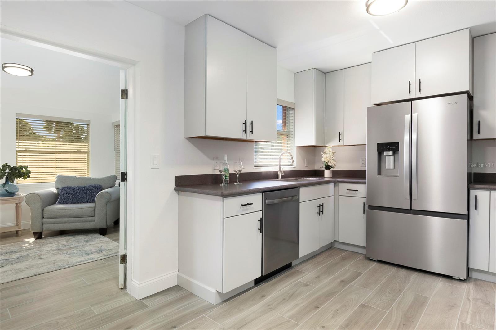 Image 6 of 21 For 191 40th Avenue