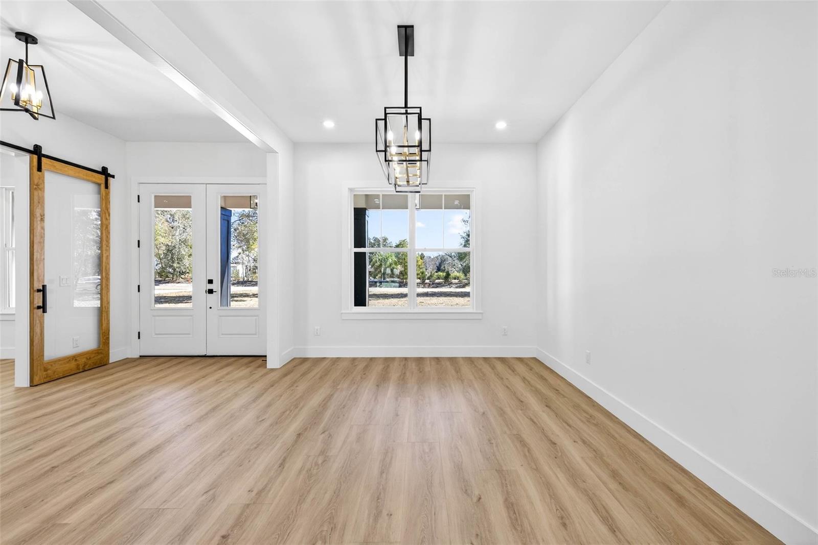 Image 11 of 83 For 14823 Crimson Oaks Trail