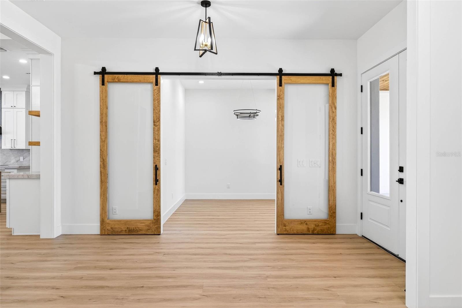 Image 14 of 83 For 14823 Crimson Oaks Trail