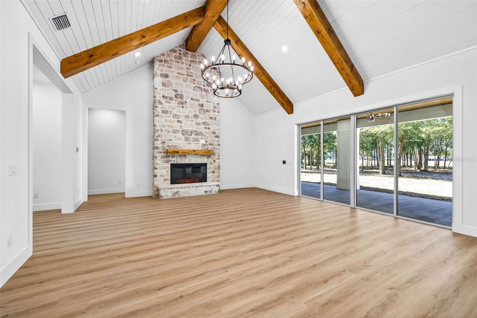 Image 17 of 83 For 14823 Crimson Oaks Trail