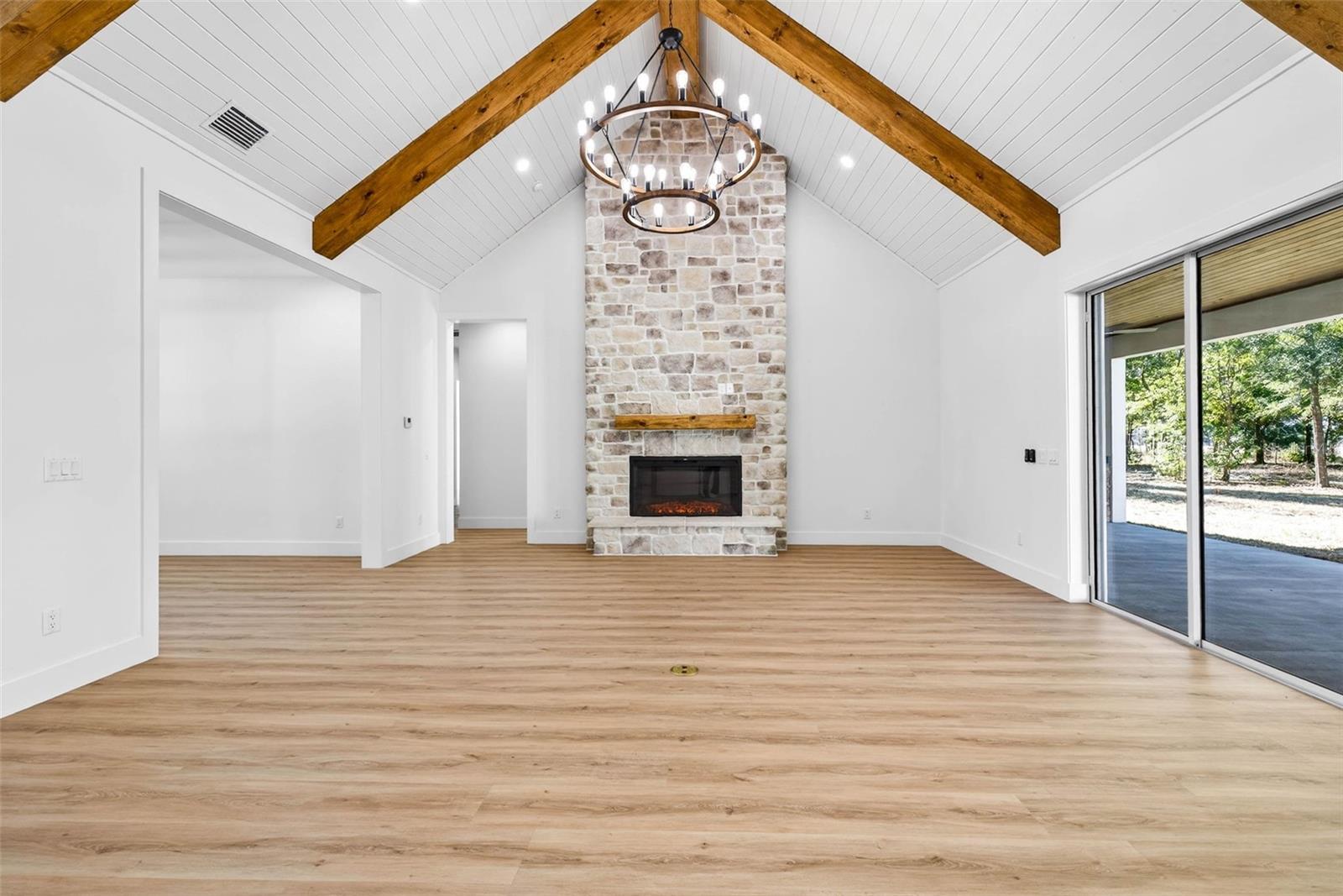 Image 18 of 83 For 14823 Crimson Oaks Trail