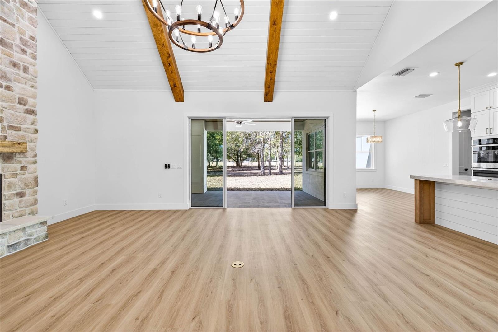 Image 21 of 83 For 14823 Crimson Oaks Trail