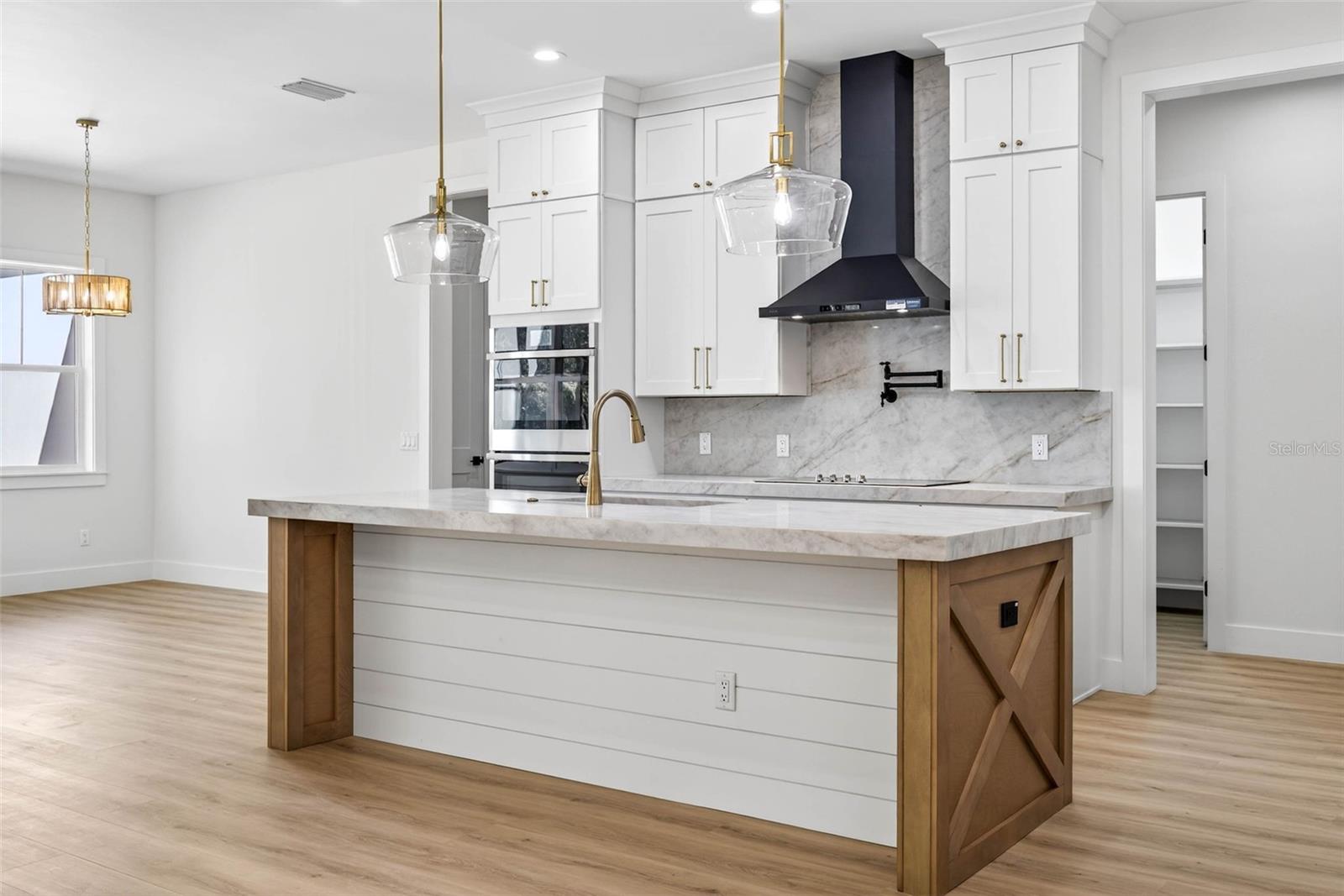 Image 27 of 83 For 14823 Crimson Oaks Trail