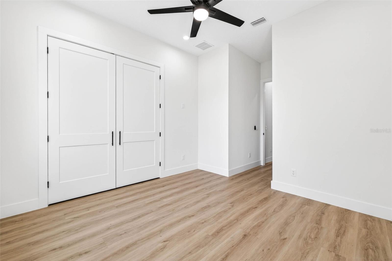 Image 42 of 83 For 14823 Crimson Oaks Trail