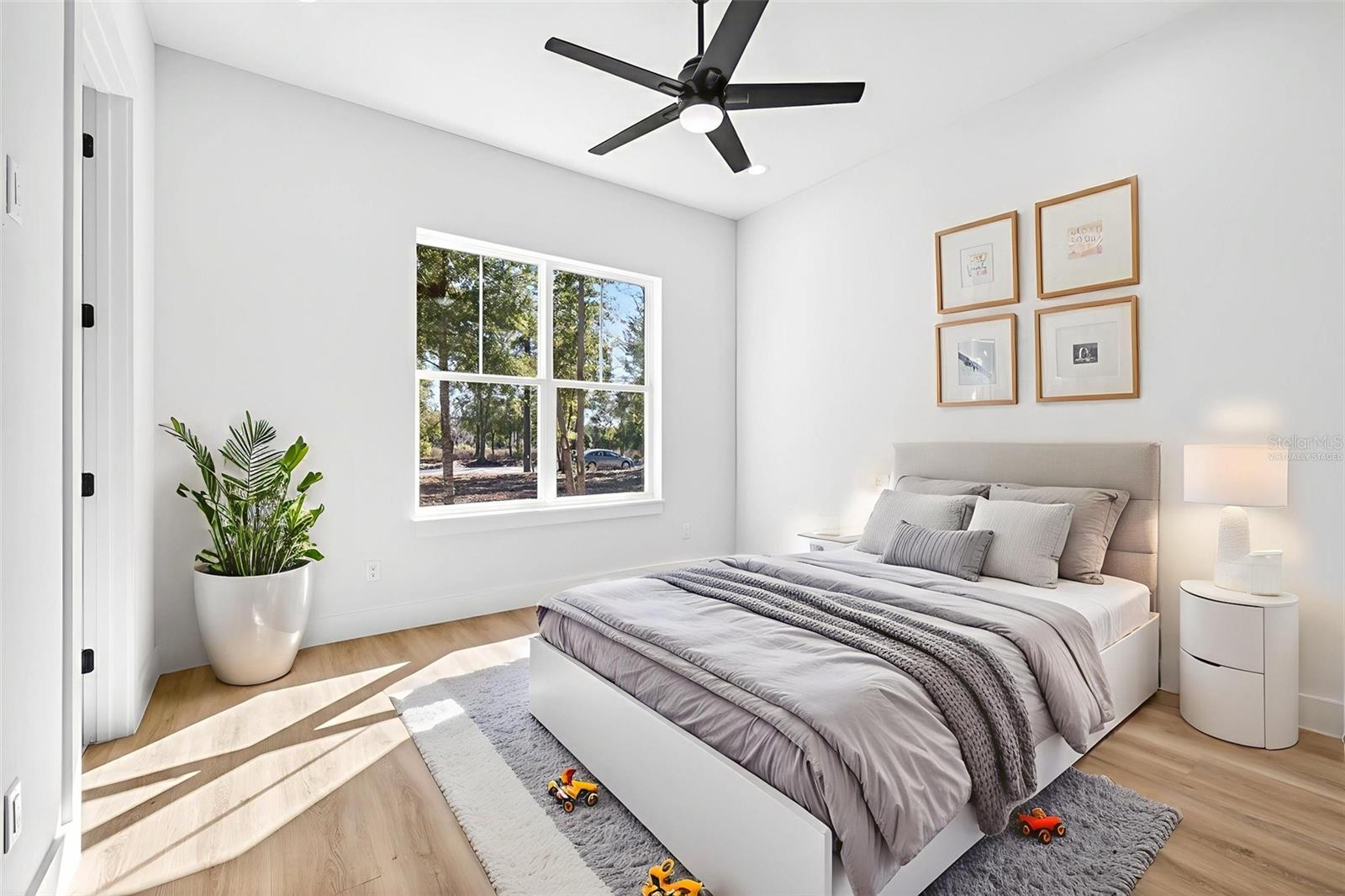 Image 45 of 83 For 14823 Crimson Oaks Trail