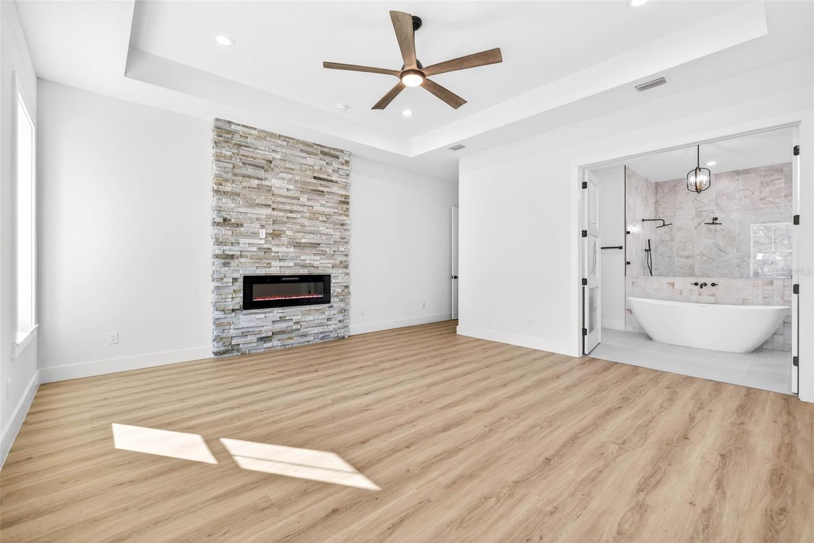 Image 58 of 83 For 14823 Crimson Oaks Trail