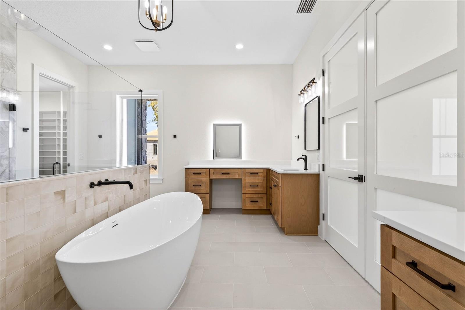 Image 60 of 83 For 14823 Crimson Oaks Trail