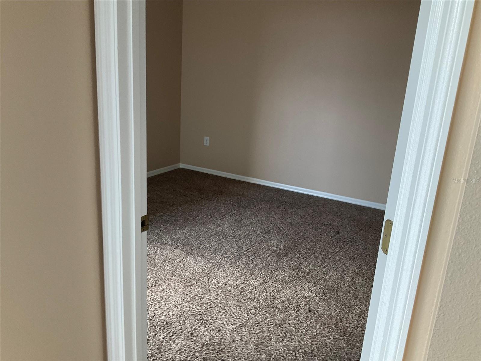 Image 13 of 13 For 2717 Villa Drive