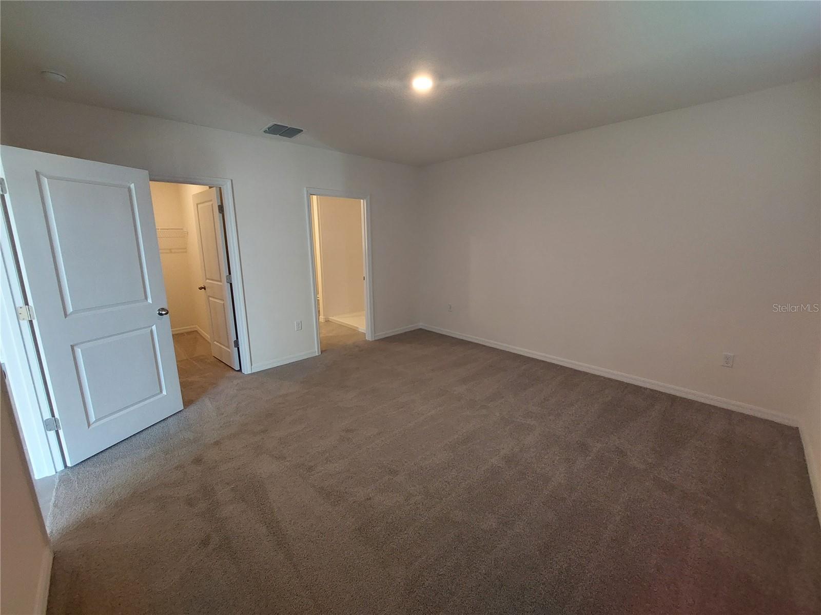 Image 9 of 21 For 35735 Sunflower Hill Drive