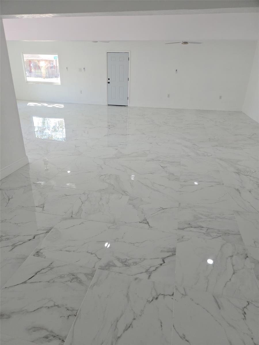 Image 4 of 9 For 205 Johnson Street