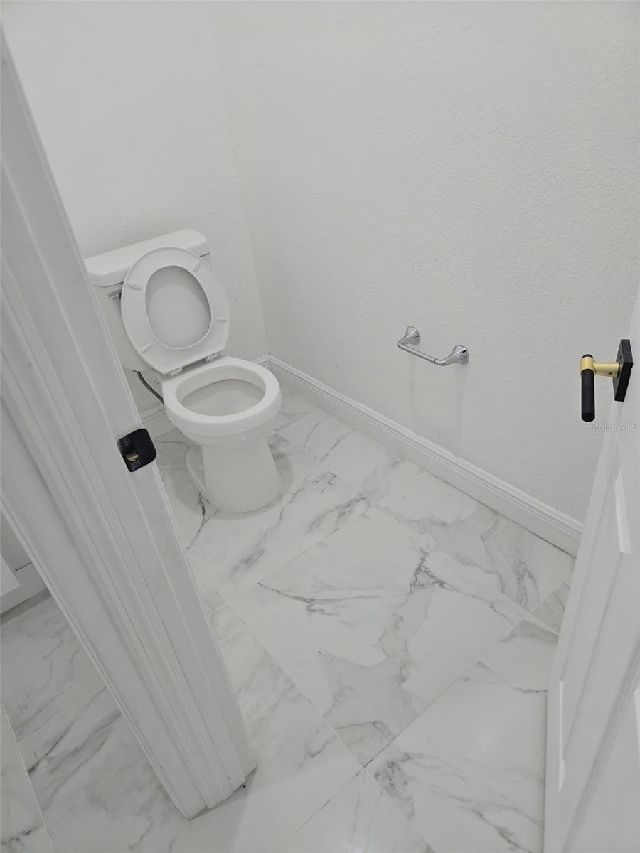 Image 8 of 9 For 205 Johnson Street