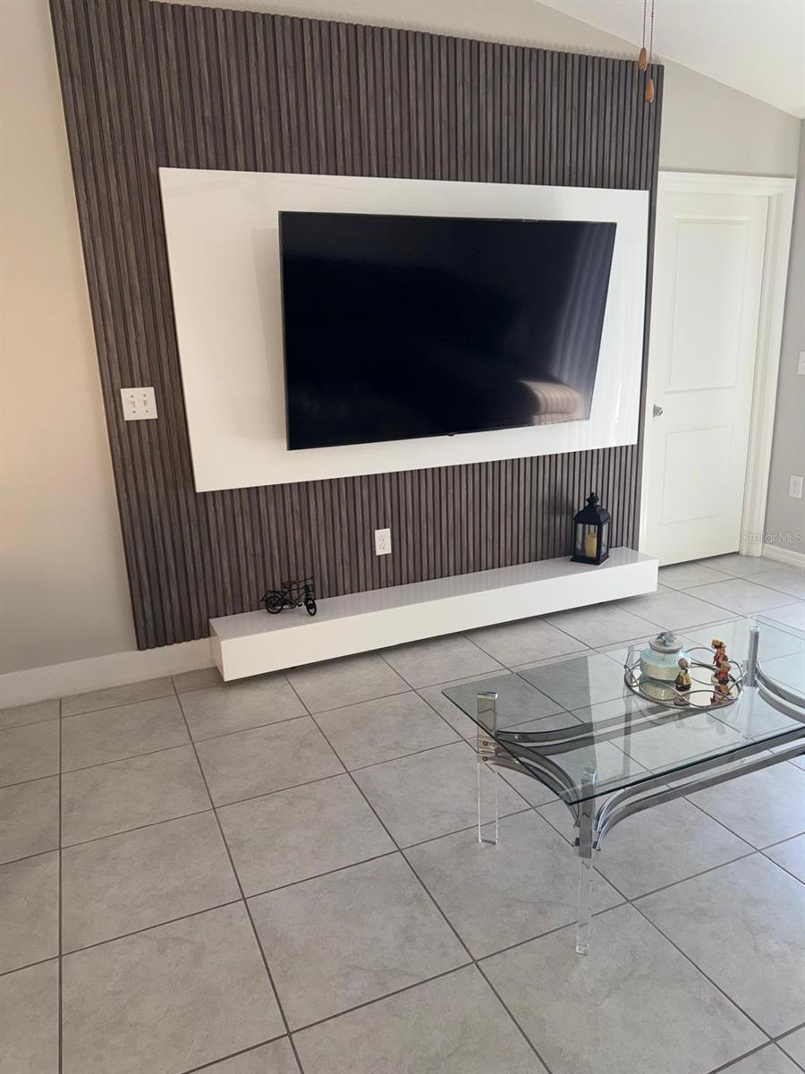 Image 10 of 23 For 9661 Channing Hill Drive