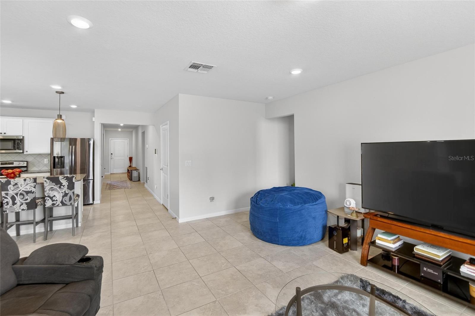 Image 11 of 56 For 901 Golden Shiner Avenue