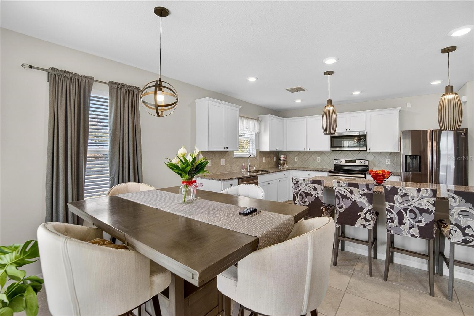 Image 12 of 56 For 901 Golden Shiner Avenue