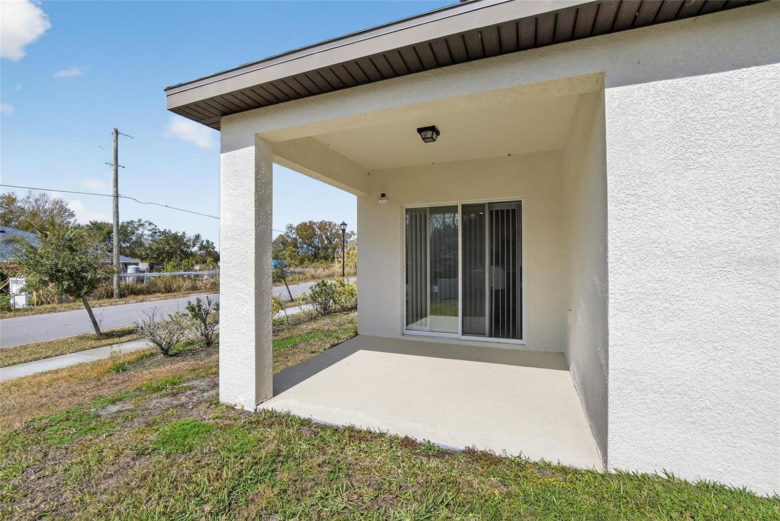 Image 33 of 56 For 901 Golden Shiner Avenue