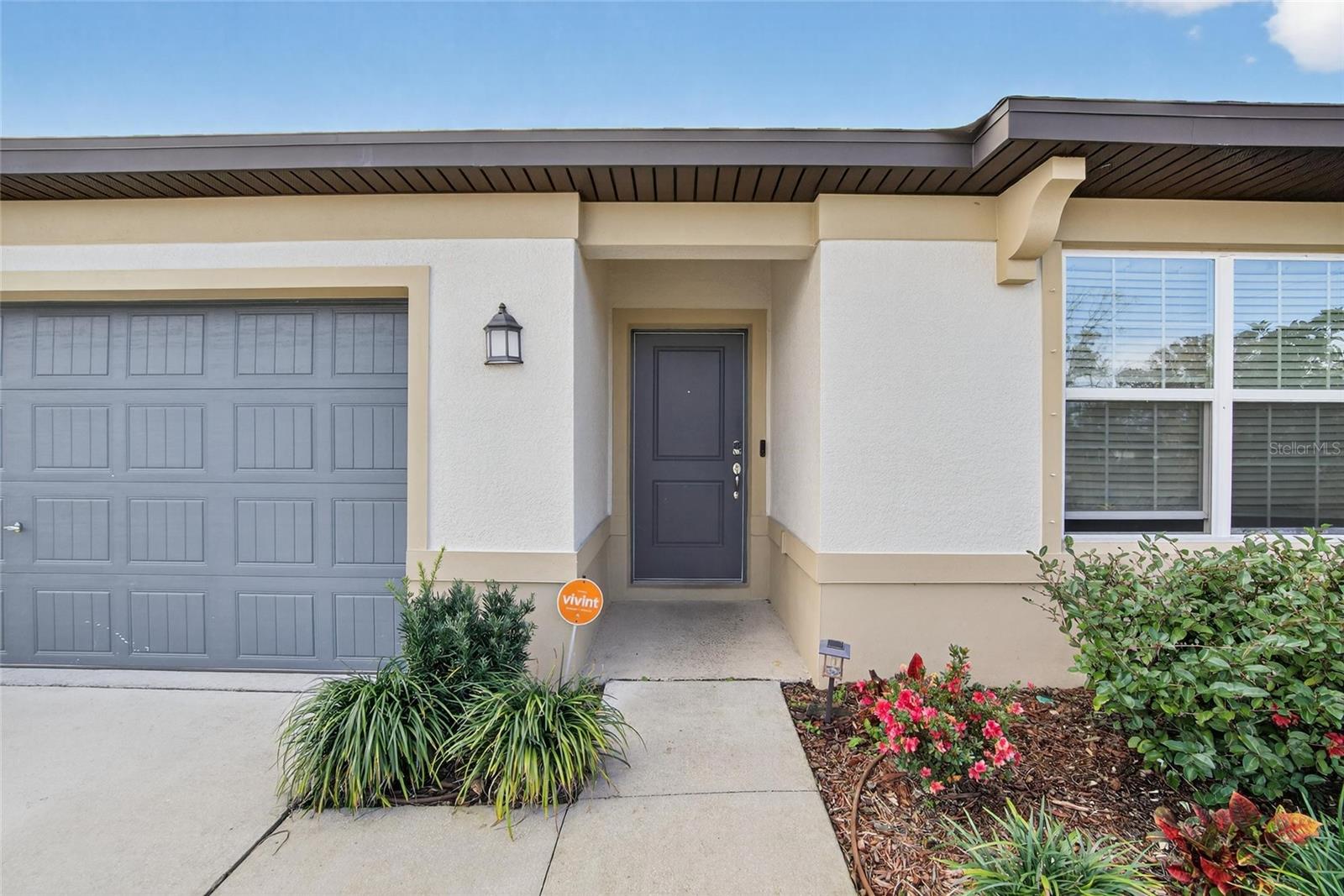 Image 7 of 56 For 901 Golden Shiner Avenue