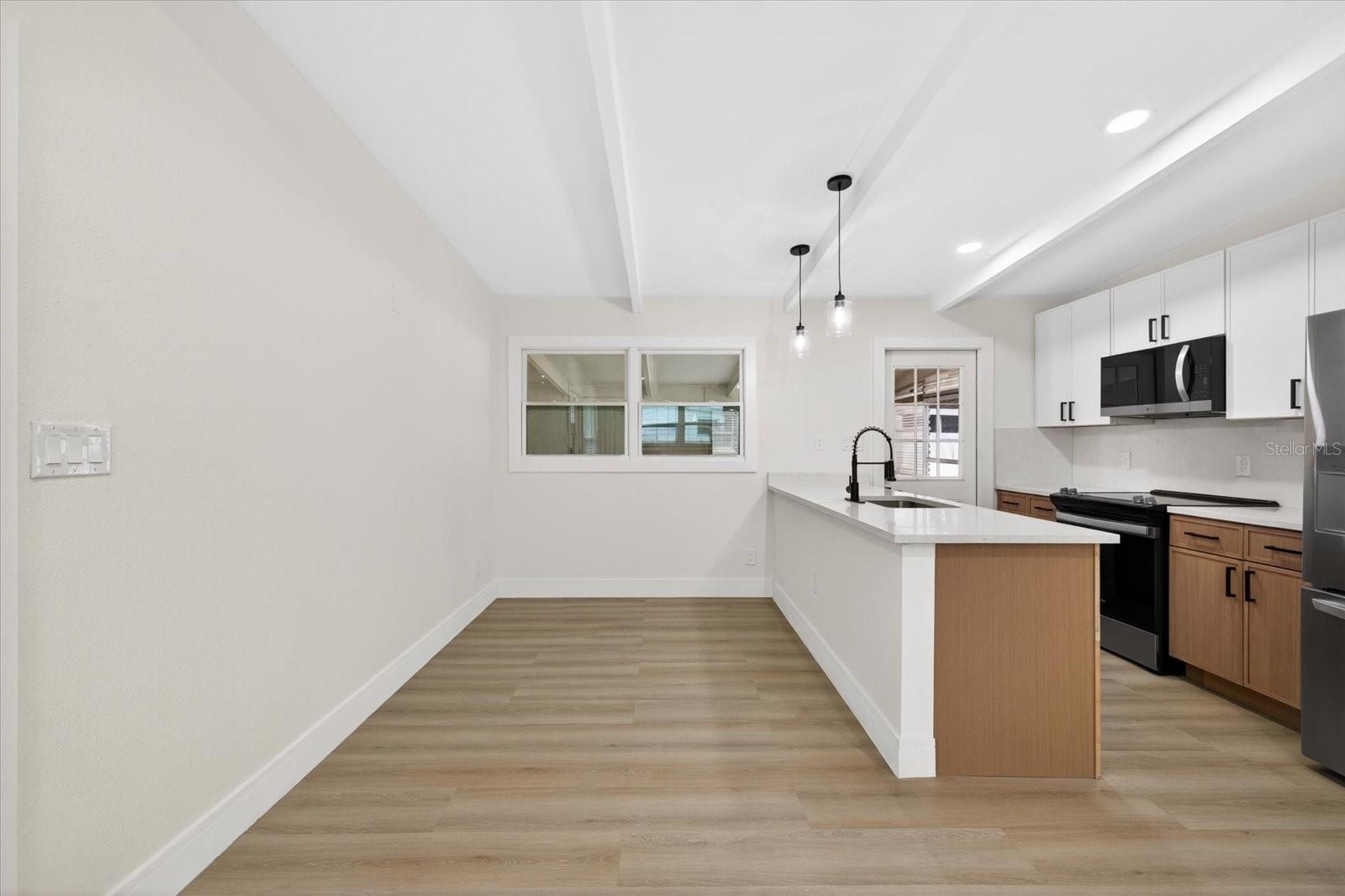 Image 14 of 47 For 5901 Coolidge Avenue