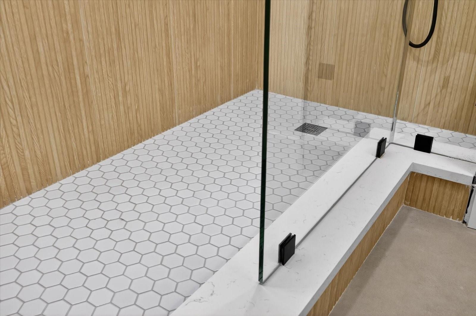 Image 35 of 47 For 5901 Coolidge Avenue