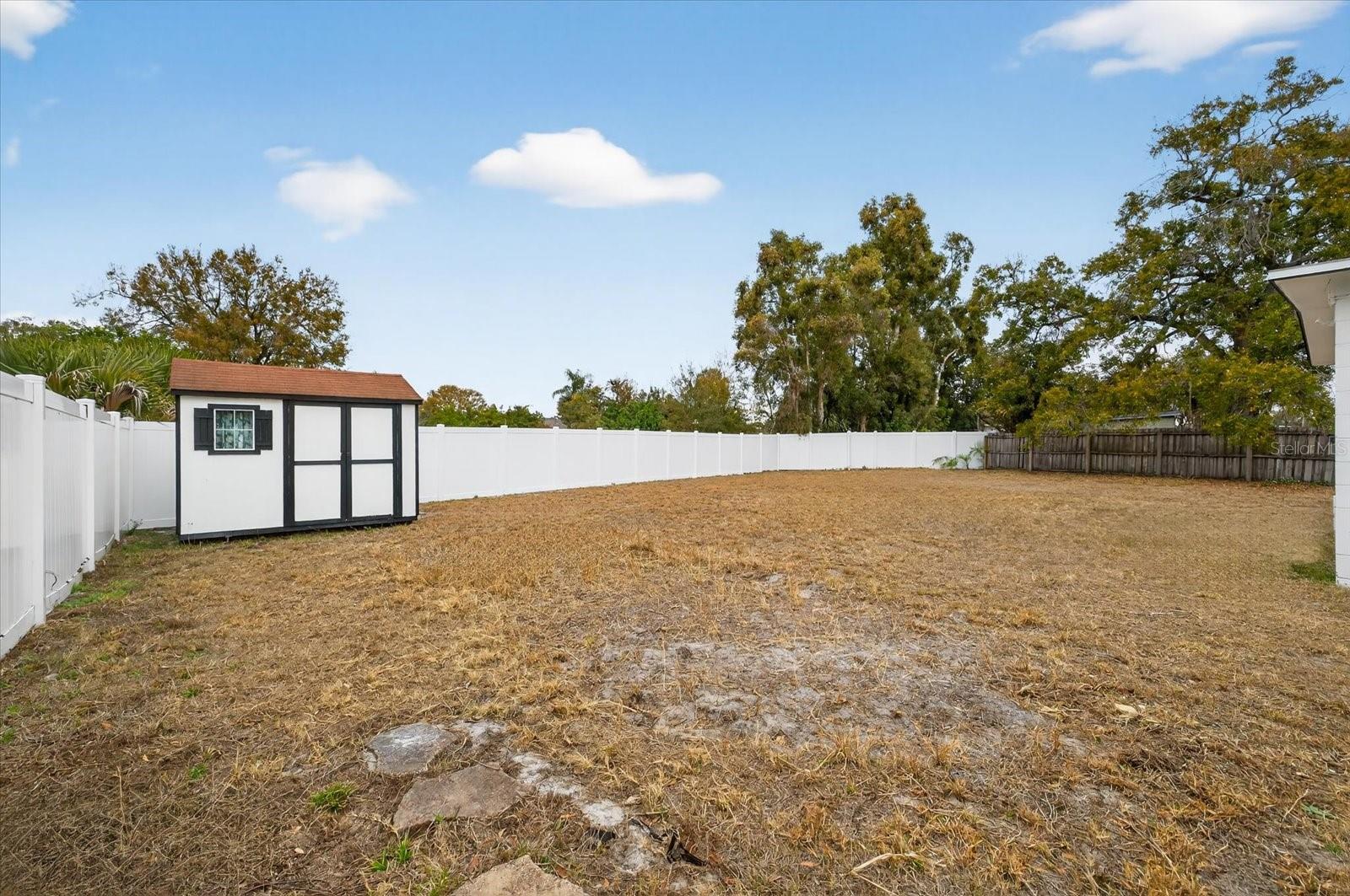 Image 39 of 47 For 5901 Coolidge Avenue