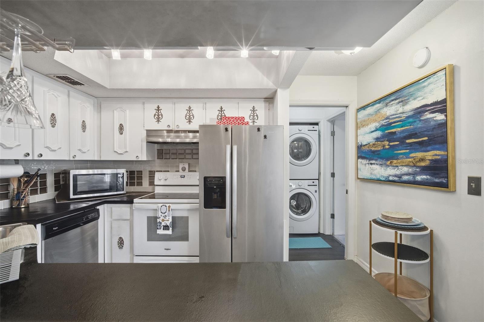 Image 19 of 69 For 2314 Clewis Court 204