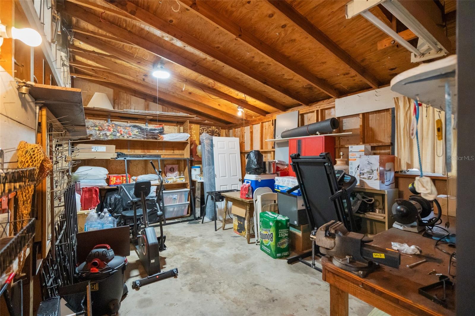 Image 18 of 31 For 1504 Lee Avenue