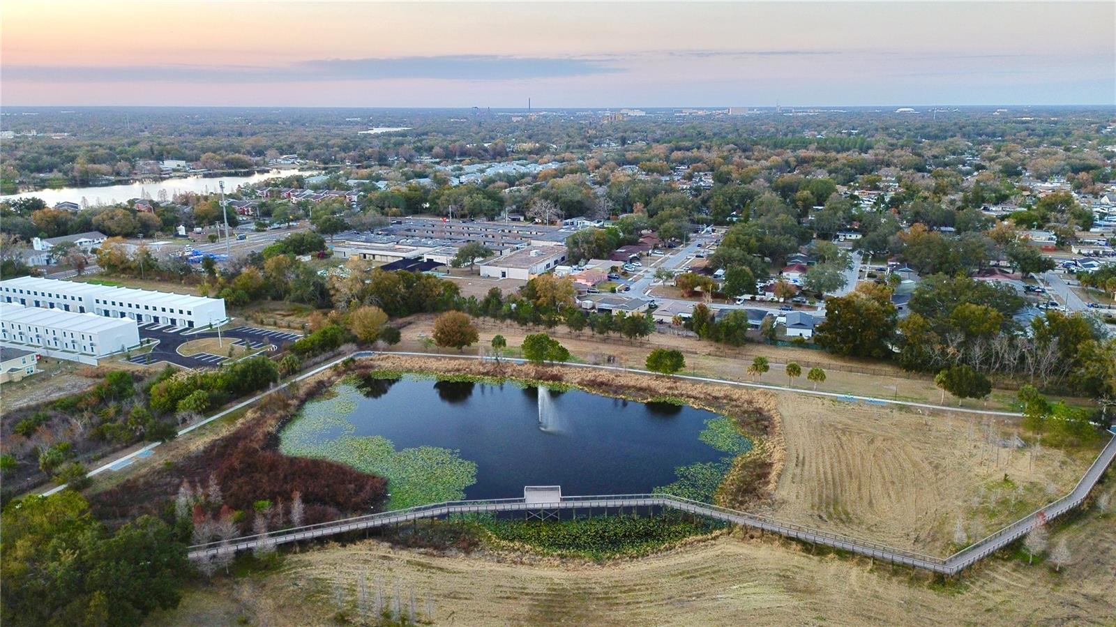 Listing photo id 4 for Diana Street