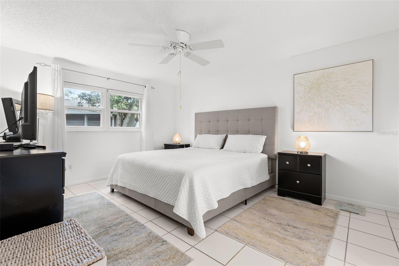 Image 14 of 25 For 3143 37th Lane S B