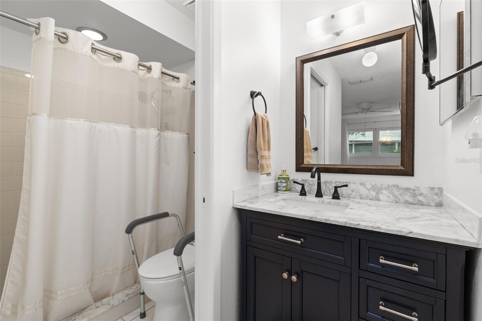 Image 17 of 25 For 3143 37th Lane S B