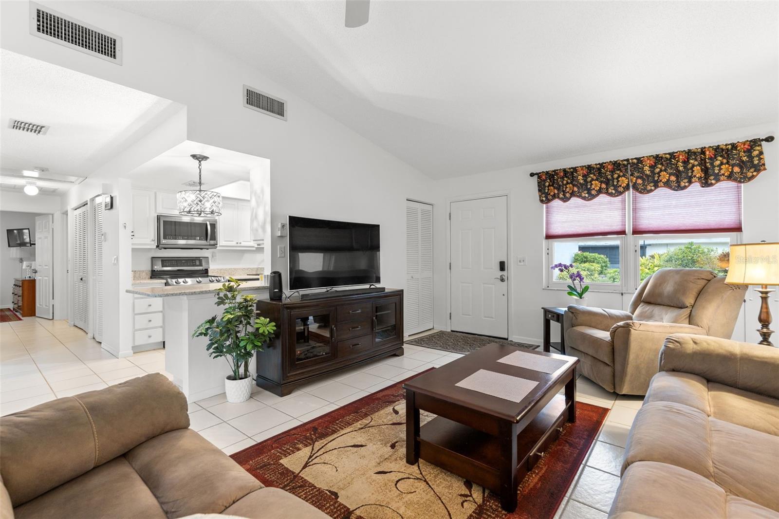 Image 7 of 25 For 3143 37th Lane S B