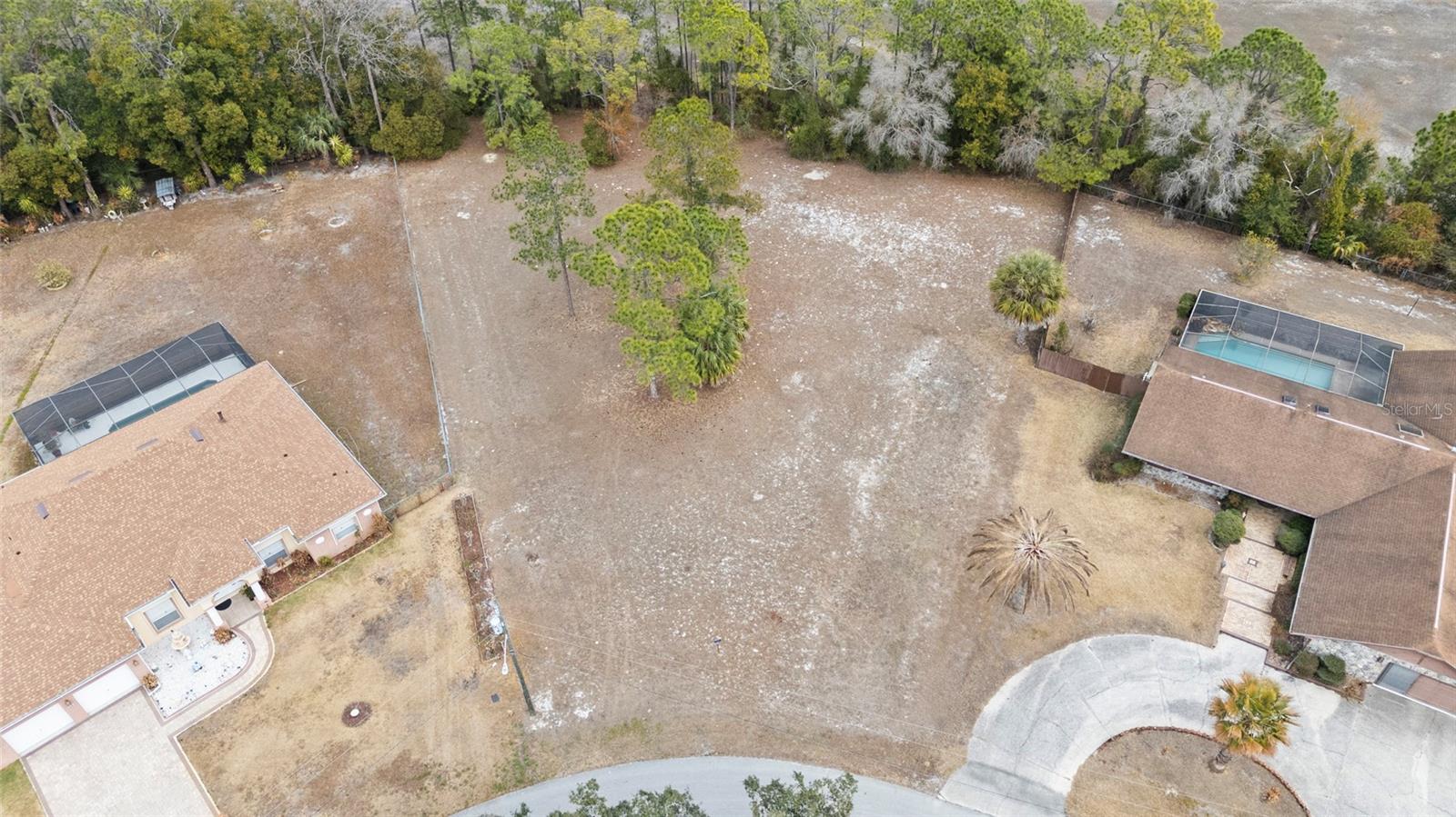 Image 11 of 12 For Gates Circle