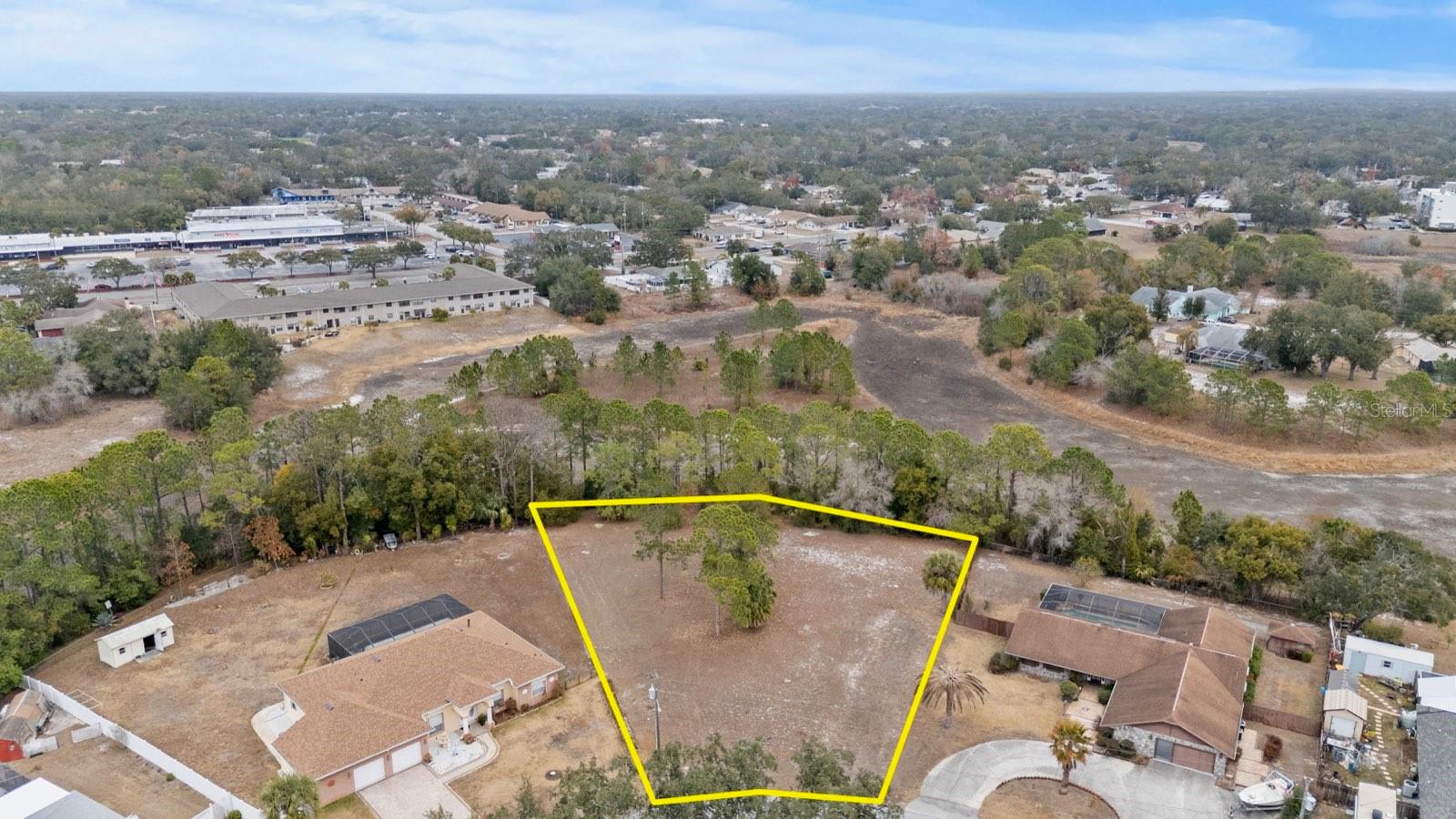 Image 2 of 12 For Gates Circle