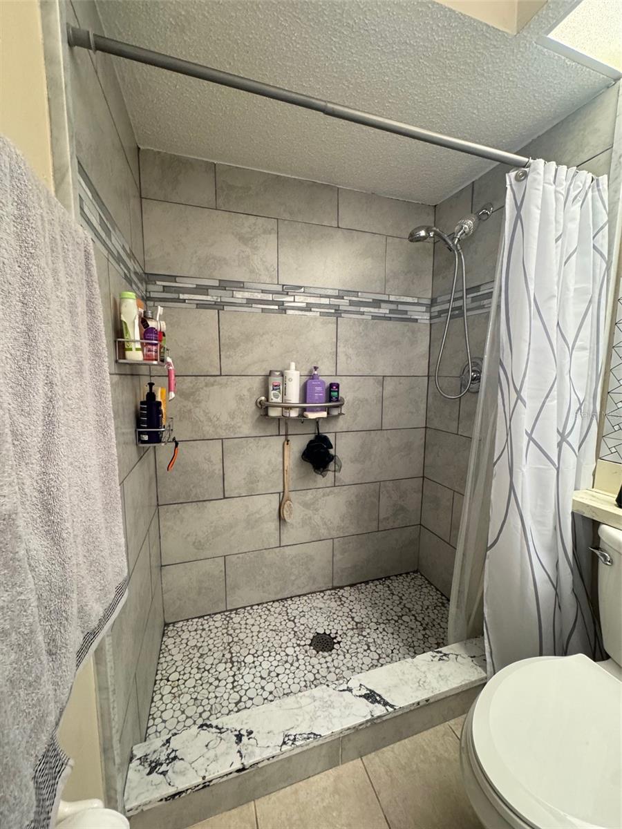 Image 17 of 22 For 10520 Millriver Drive