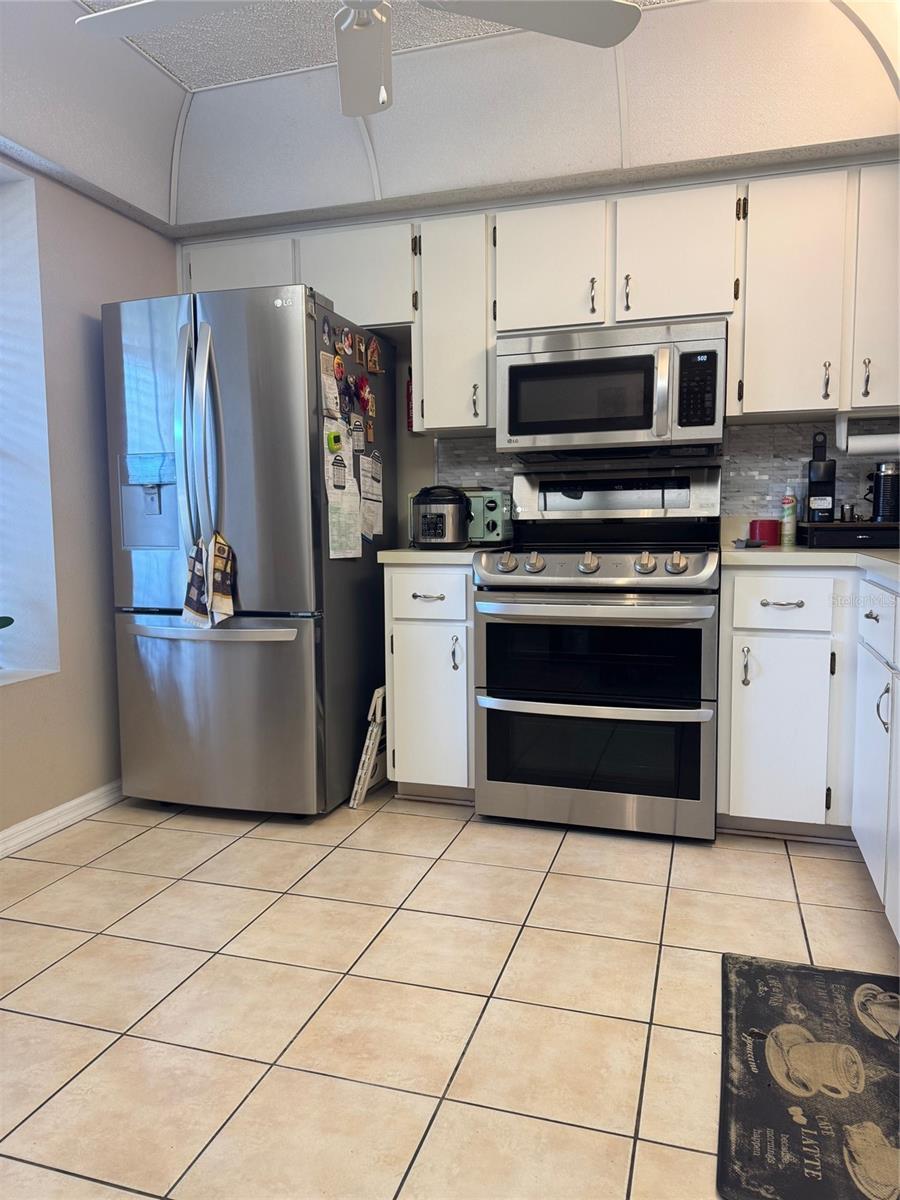 Image 5 of 22 For 10520 Millriver Drive