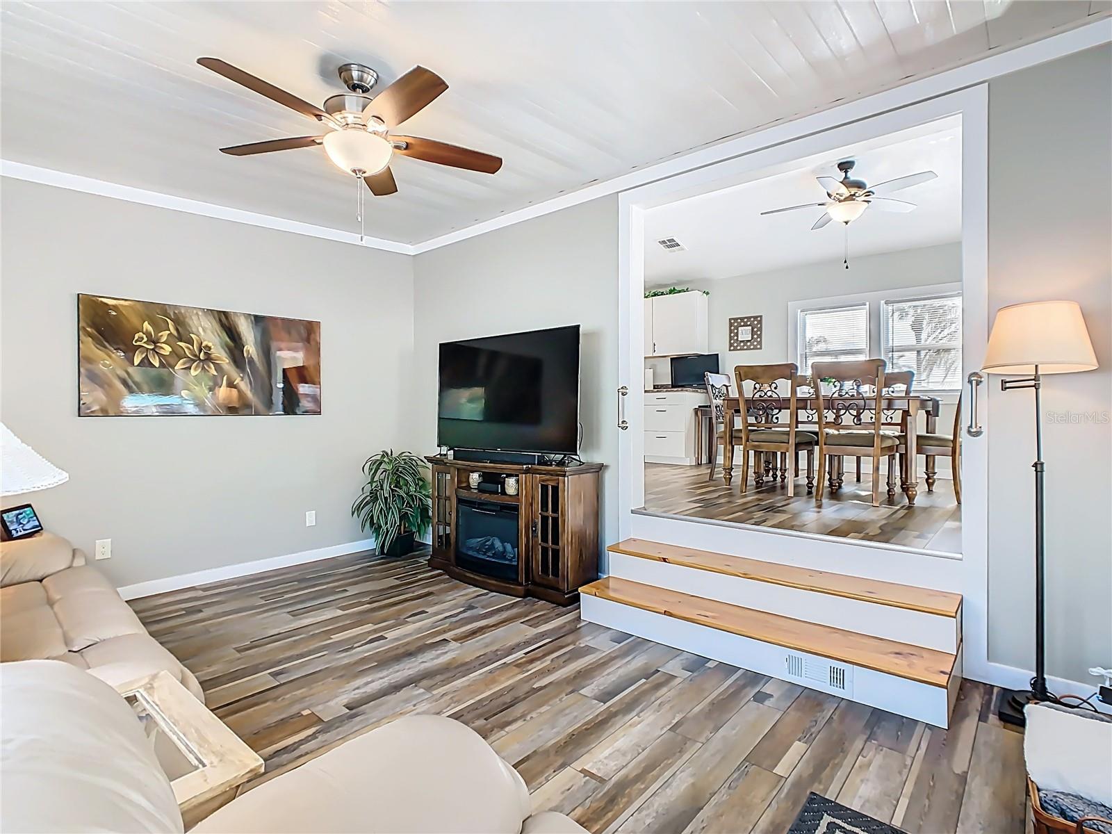 Image 4 of 26 For 446 Pine Loop