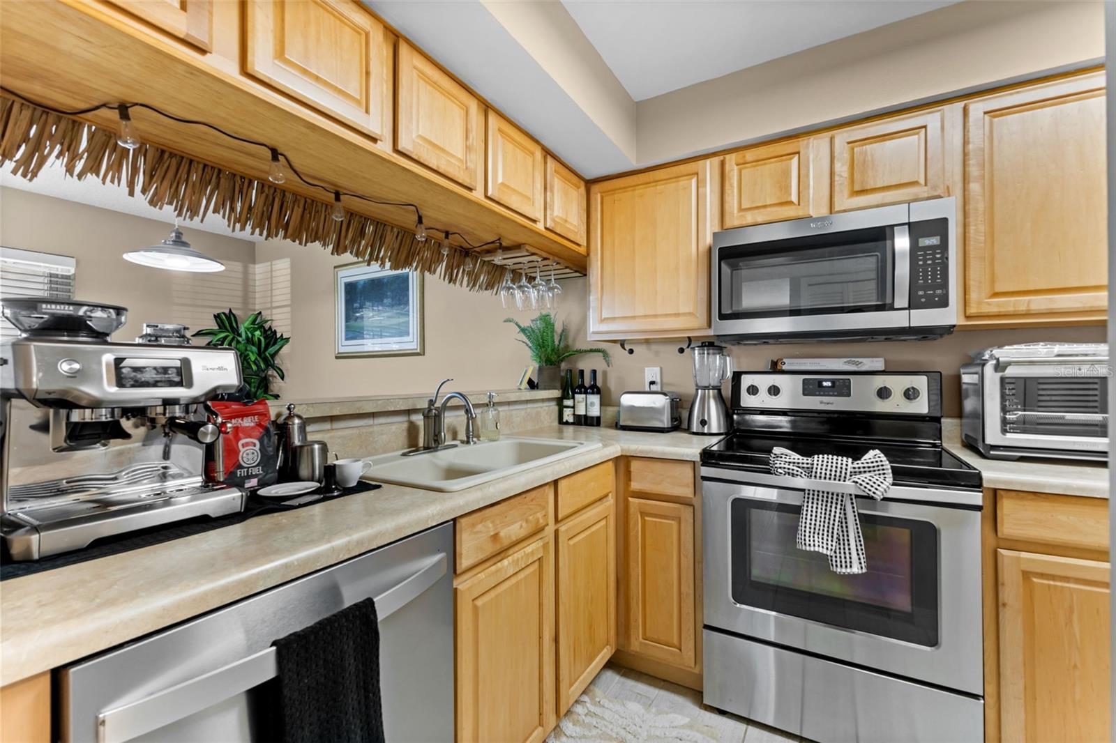 Image 17 of 28 For 2990 Bonaventure Circle 103