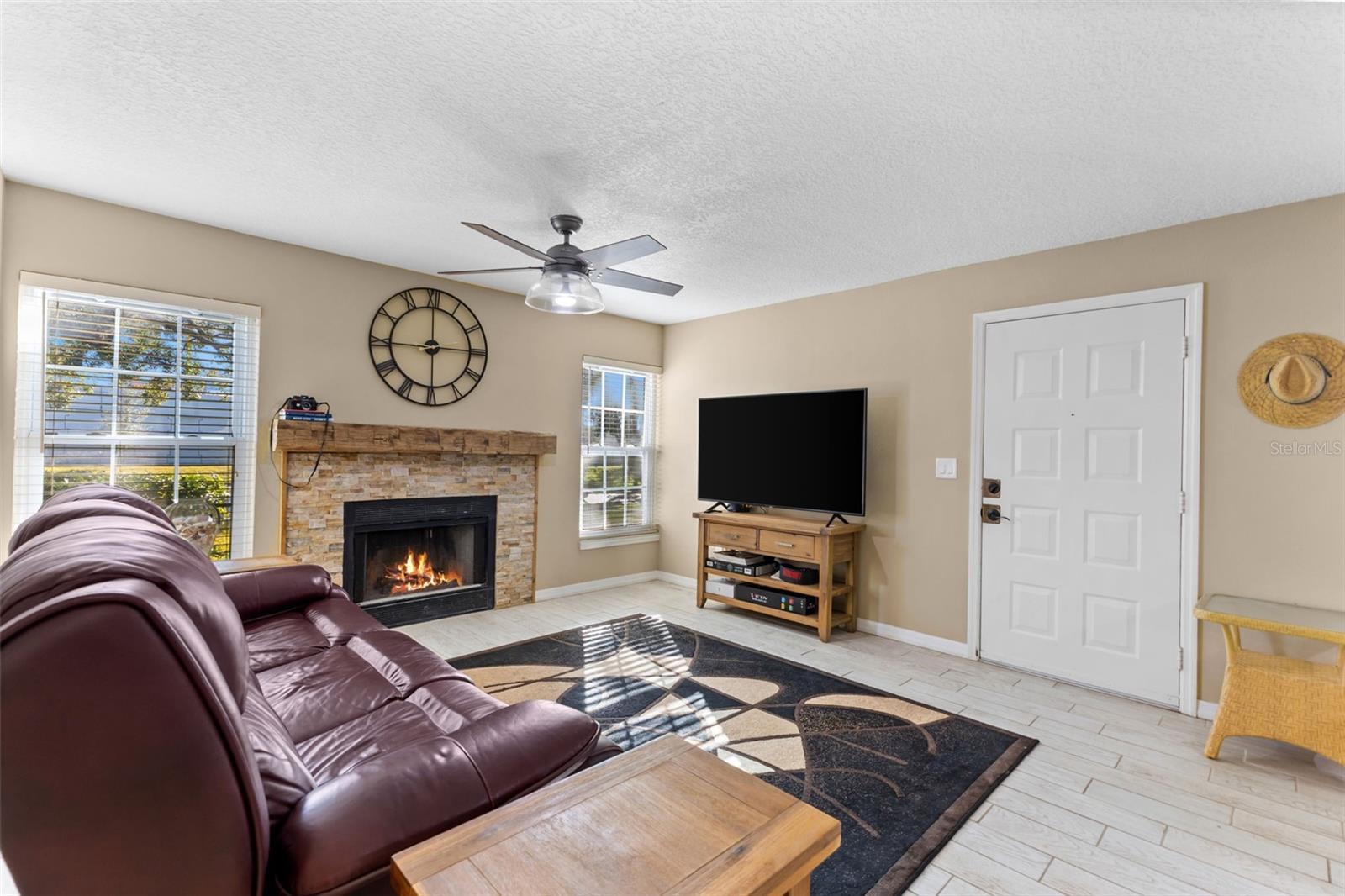 Image 5 of 28 For 2990 Bonaventure Circle 103