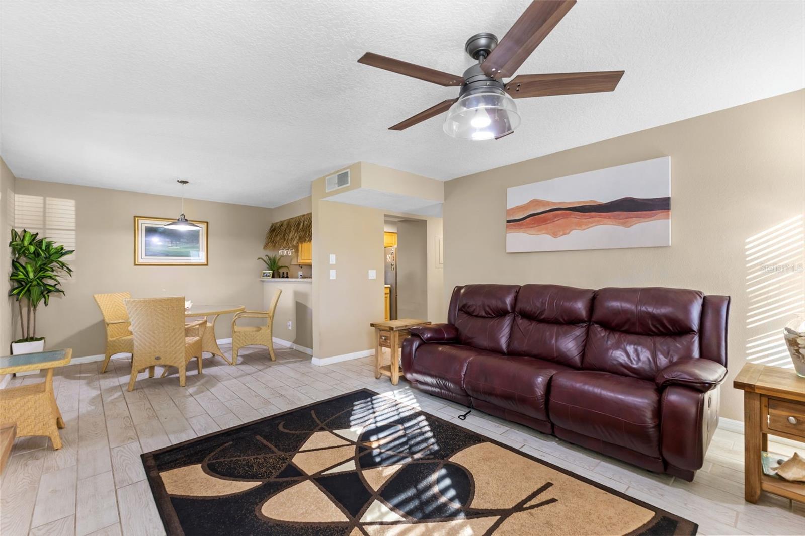 Image 8 of 28 For 2990 Bonaventure Circle 103